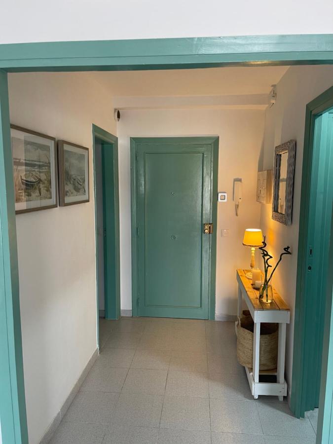 Апартаменти Aquamarine Sant Feliu En La Playa Con Patio Сан-Фаліу-да-Ґішулс Екстер'єр фото