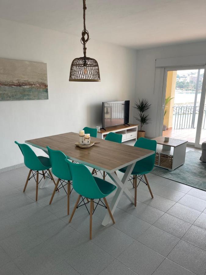 Апартаменти Aquamarine Sant Feliu En La Playa Con Patio Сан-Фаліу-да-Ґішулс Екстер'єр фото