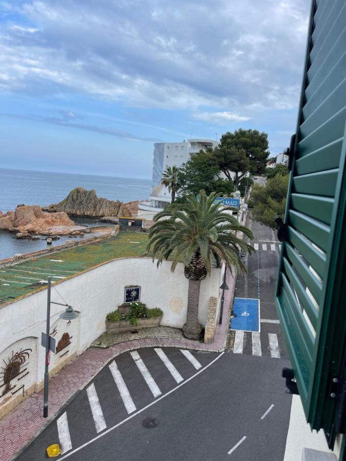 Апартаменти Aquamarine Sant Feliu En La Playa Con Patio Сан-Фаліу-да-Ґішулс Екстер'єр фото